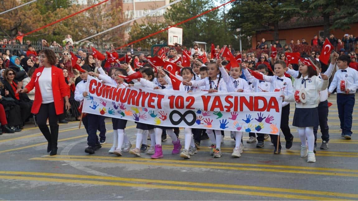 OKULUMUZDA 29 EKİM CUMHURİYET BAYRAMI COŞKUSU